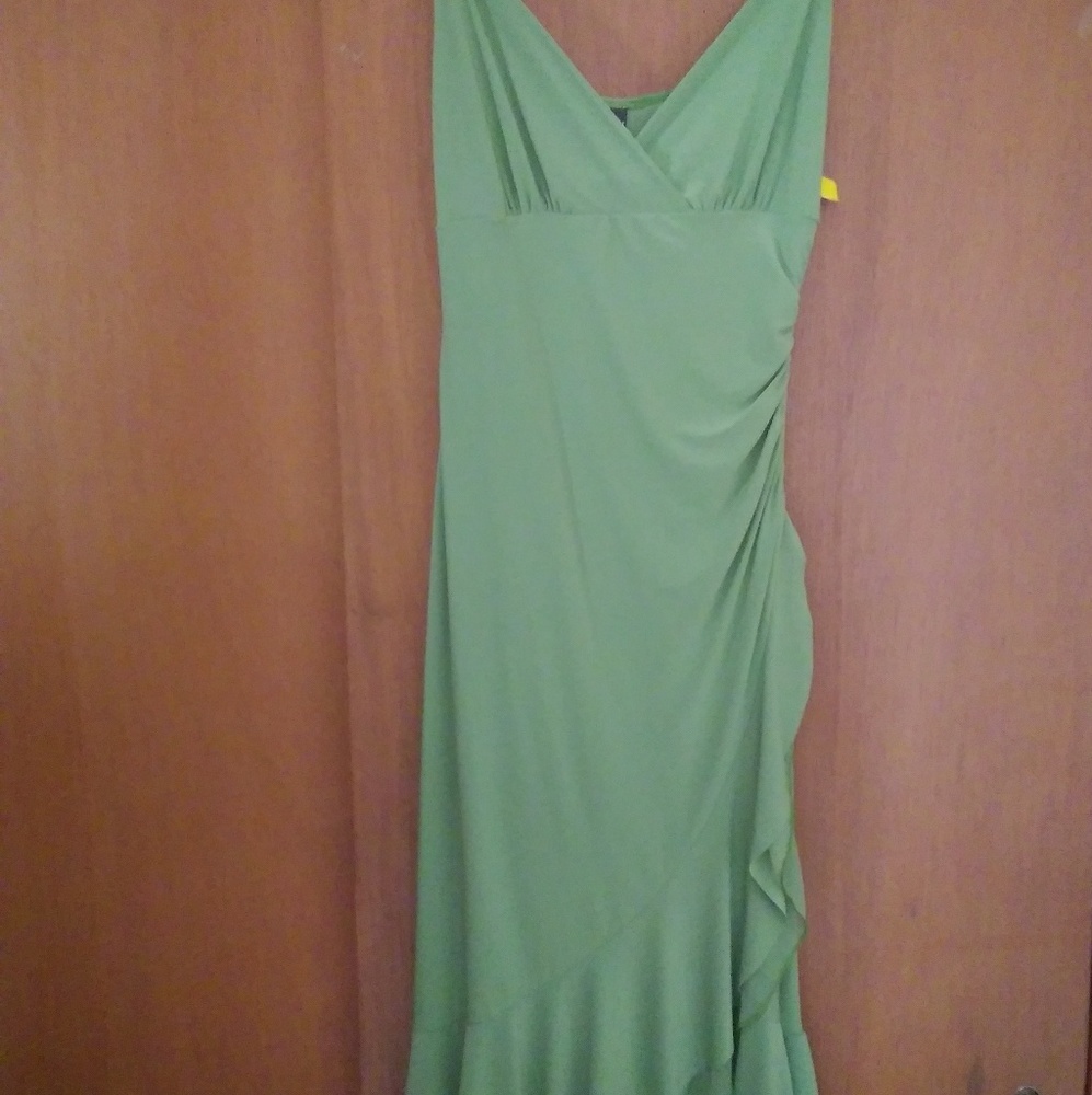 Dress⬇$